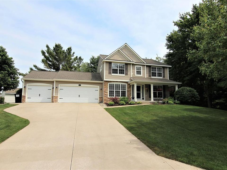 1st image of 93 Wilmont Dr
