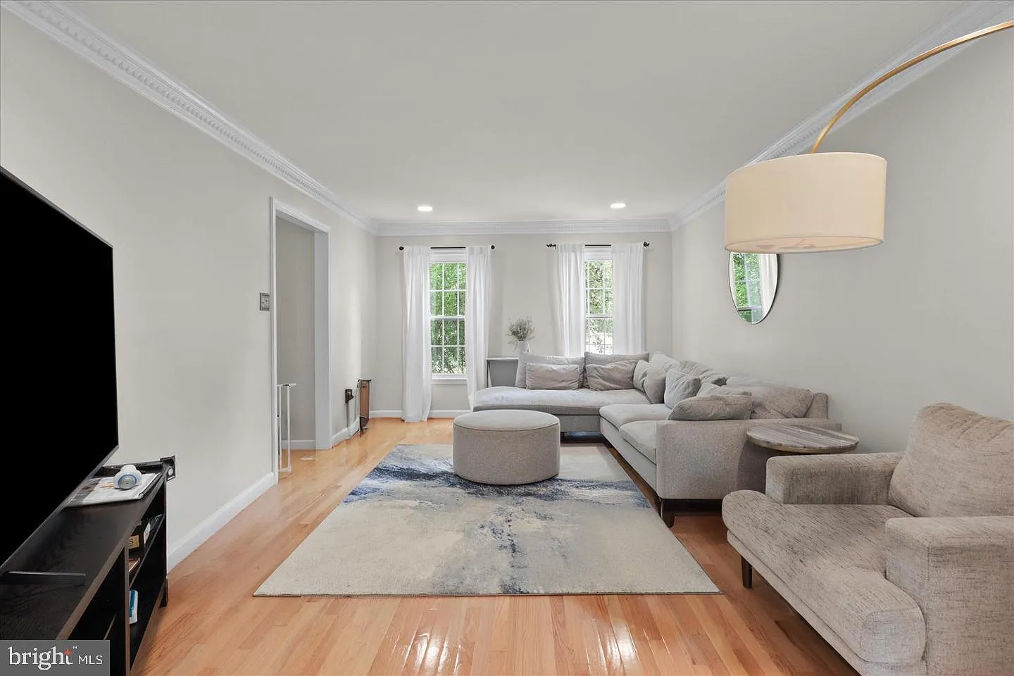 Studio, 3885 sqft, $5,000 — Photo 3