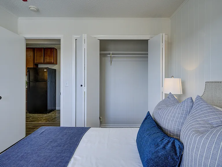 808 Carolina Dr #305 — Photo 15