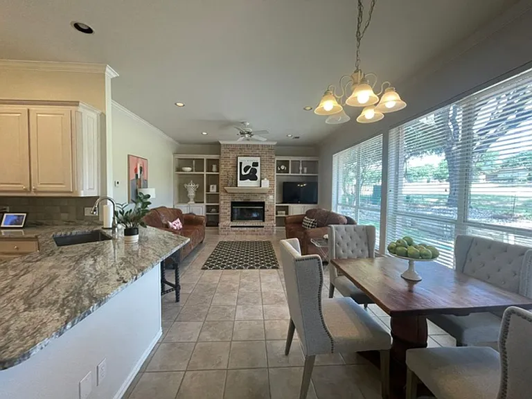 558 Timber Ridge Dr — Photo 11