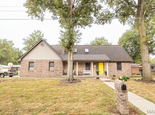 301 N Lincoln St, Smithton, IL 62285