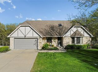 709 Bell Dr, Excelsior Springs, MO 64024