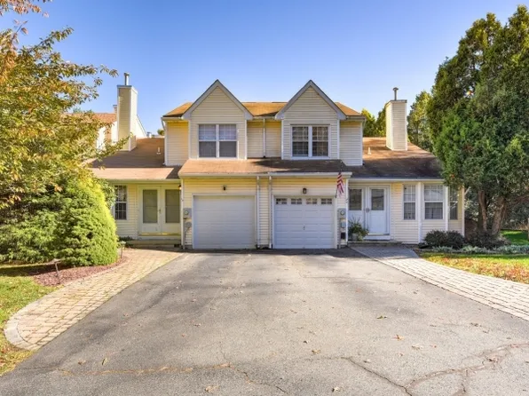 18 WATCHUNG TRL, Branchburg Twp., NJ 08876