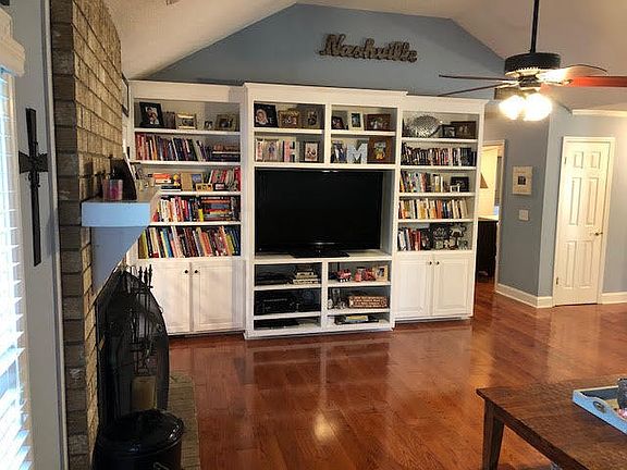 3rd image of 112 Bramwell Dr