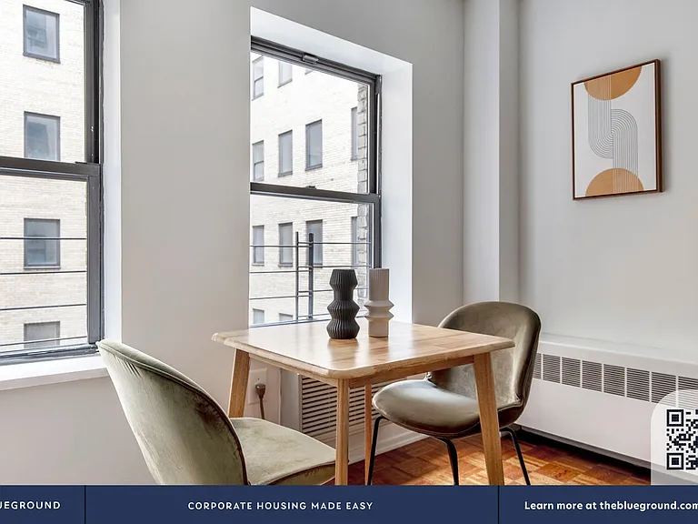 360 W 34th St #8K — Photo 4