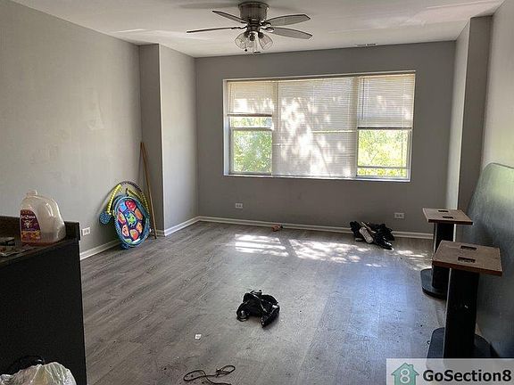 2nd image of 8045 S Manistee Ave #3