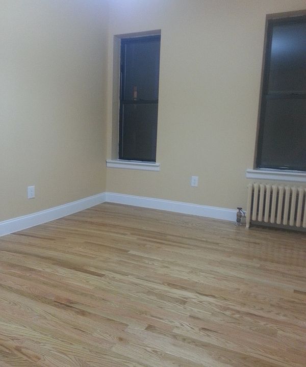 2nd image of 1004 Montgomery St APT 2B