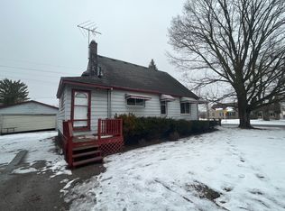3955 Suffolk St, Waterford, MI