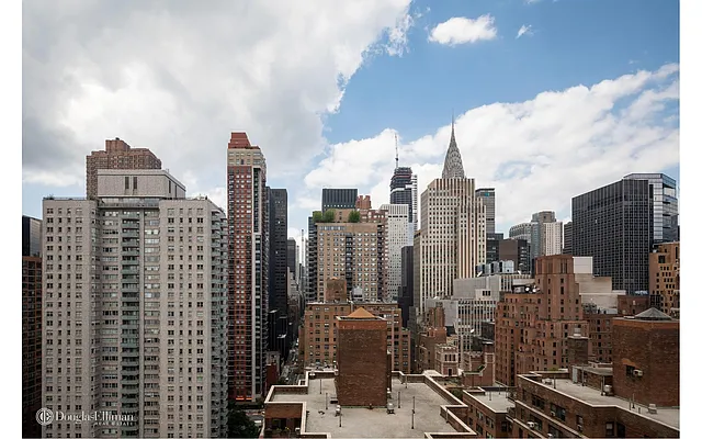 Sold by Douglas Elliman | media 15