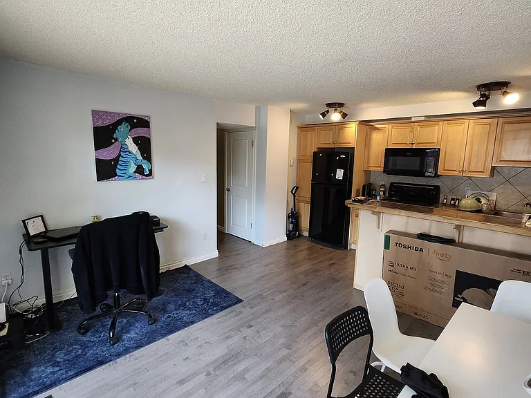 1021 13th Ave SW #103 — Photo 12