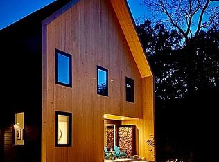 6105 Blake Cir, Edina, MN 55436