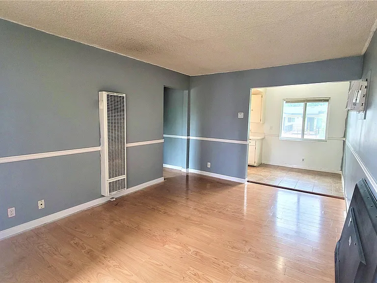 1224 Corson St #4 — Photo 1