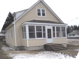 815 Humboldt, Beardstown, IL 62618