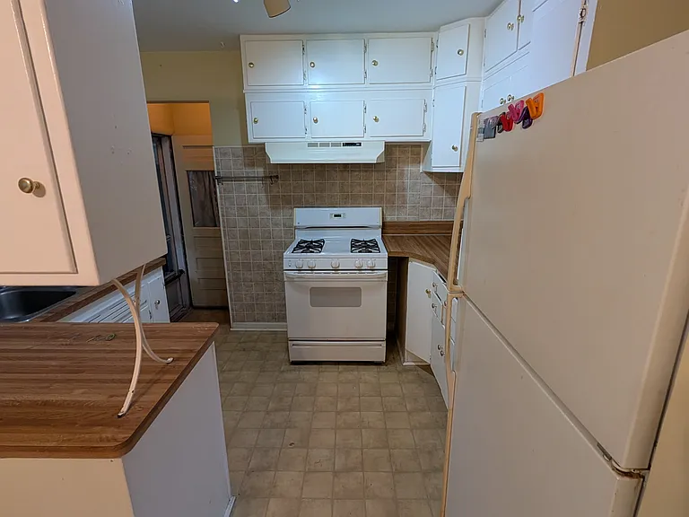 2734 Hampshire Rd — Photo 13