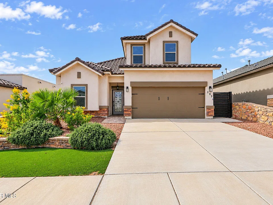 285 Glenlivet Way