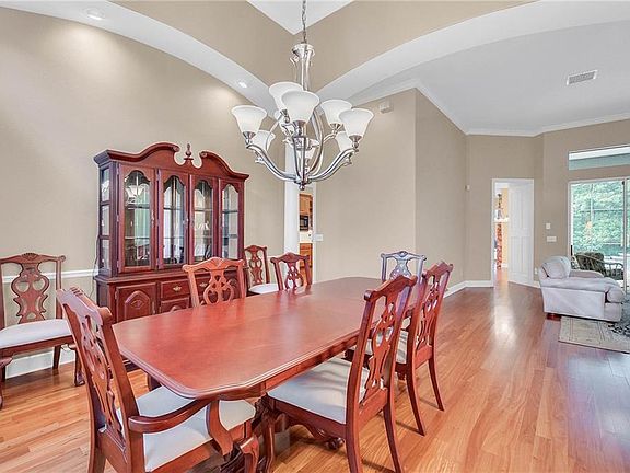 4th image of 413 Timberwalk Ln