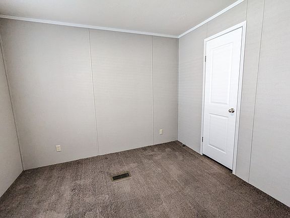 5th image of 122 Texas St #122