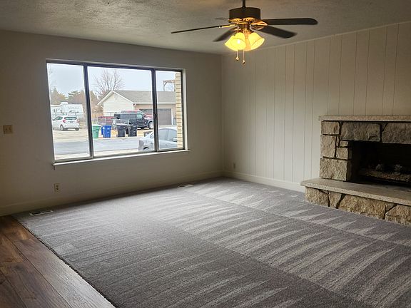 2nd image of 2525 W Bueno Vista Dr