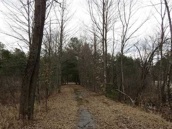 3rd image of 384 Guide Board Rd