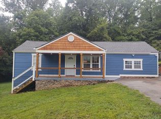 1025 Lullwater Rd, Chattanooga, TN 37405