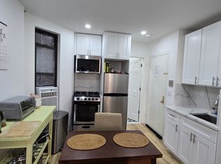 531 W 48th St APT 15, New York, NY 10036