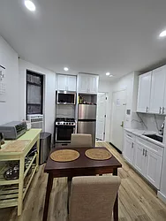 531 West 48th Street, #15