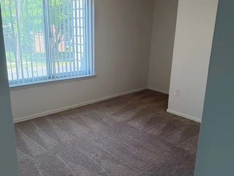 2132 Pennsylvania Ave — Photo 66