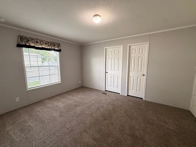 Westbridge Manor — Photo 104
