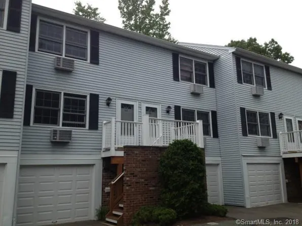 12 Camelot Dr APT B5, Norwalk, CT 06850