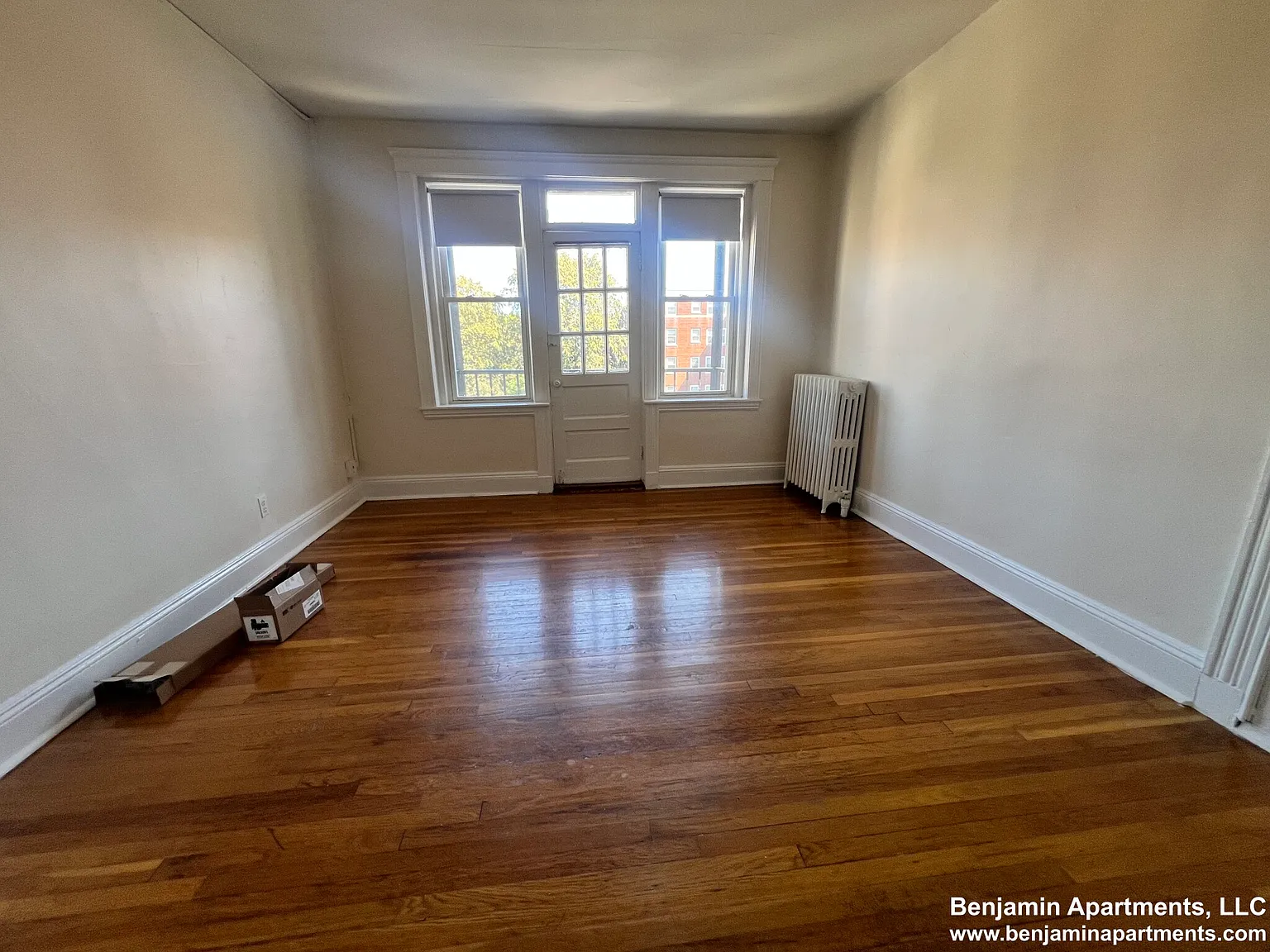 1 bed, 999 sqft, $2,300 — Photo 2