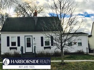 96 Franklin St, Bristol, RI 02809