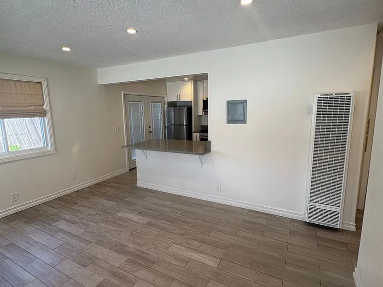 2233 Orange Ave — Photo 8