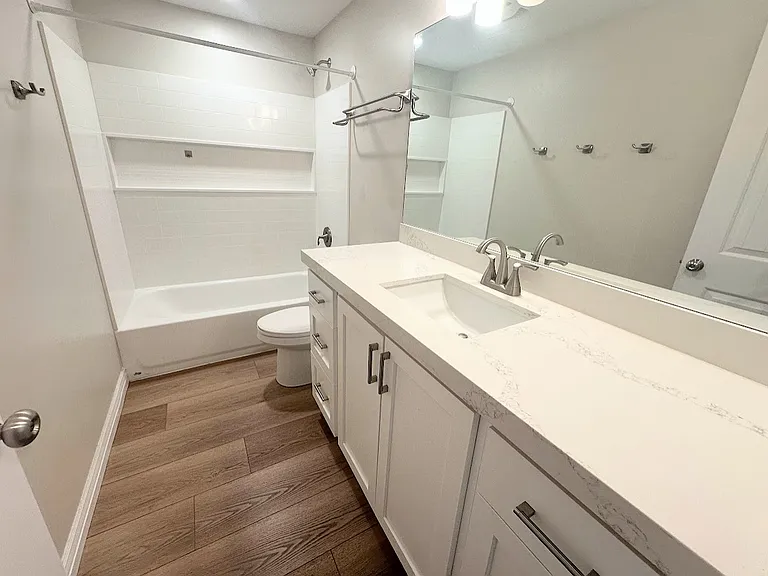 10218 N Bayhill Dr — Photo 12