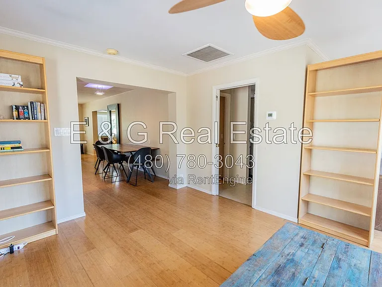 6552 E 2nd St — Photo 14