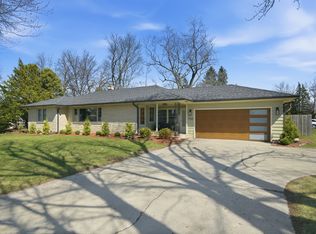 1920 S 4th St, Dekalb, IL 60115