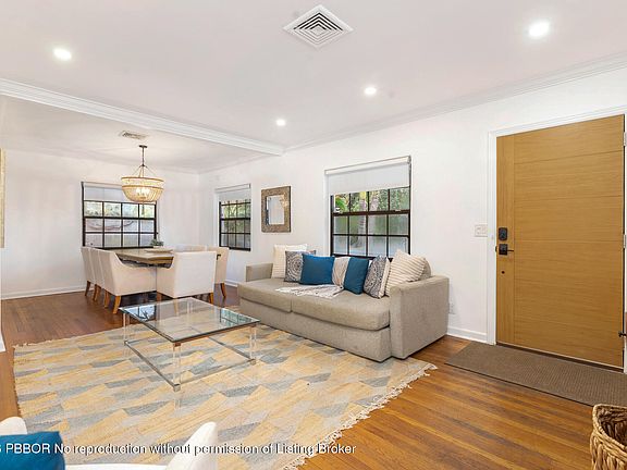 5th image of 300 35th St