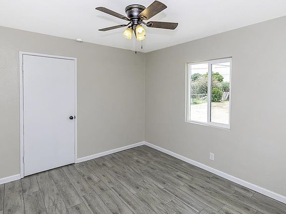 5th image of 320 S 19th Ave