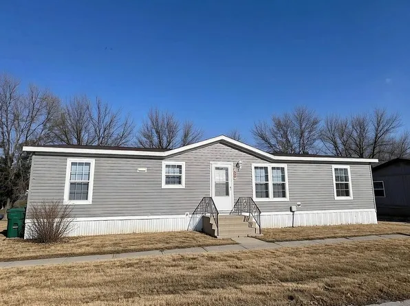 600 N Swan Pl, Sioux Falls, SD 57107