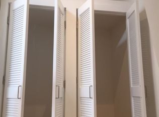 215 N Henry St, Brooklyn, NY 11222