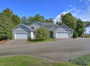 855 N Bay Cliff Dr #6, Suttons Bay, MI 49682