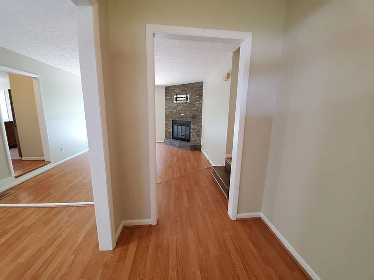 6400 Hollyhock Ct — Photo 10