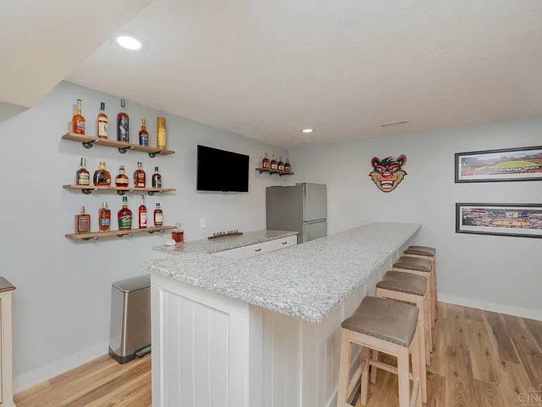 3337 Crescent Falls Way — Photo 24
