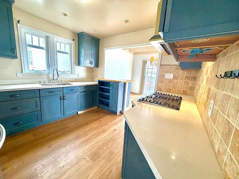 68 Crestline Ave — Photo 9