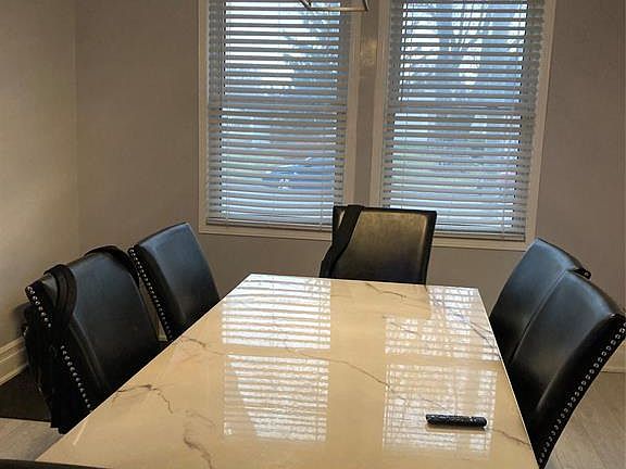 5th image of 2348 Arthur Rd