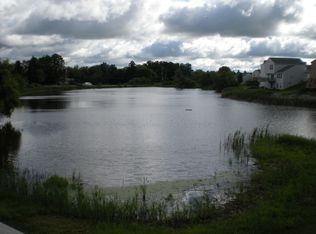 10091 Edgewater Trl, Holly, MI 48442
