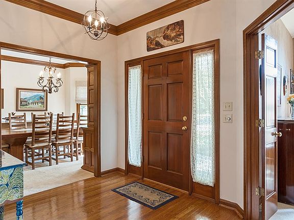 3rd image of 9431 Kempergrove Ln