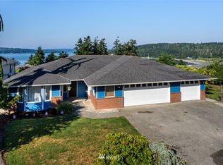 2238 Cleven Park Rd, Camano Island, WA 98282