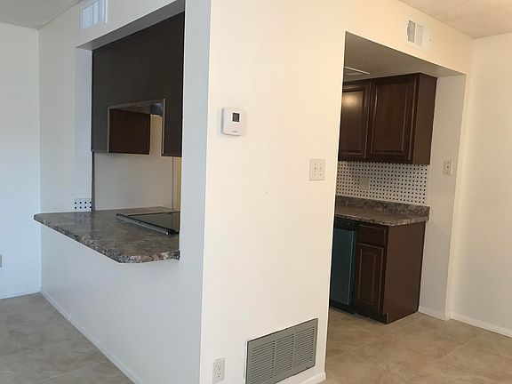 4th image of 3435 W Laurie Ln