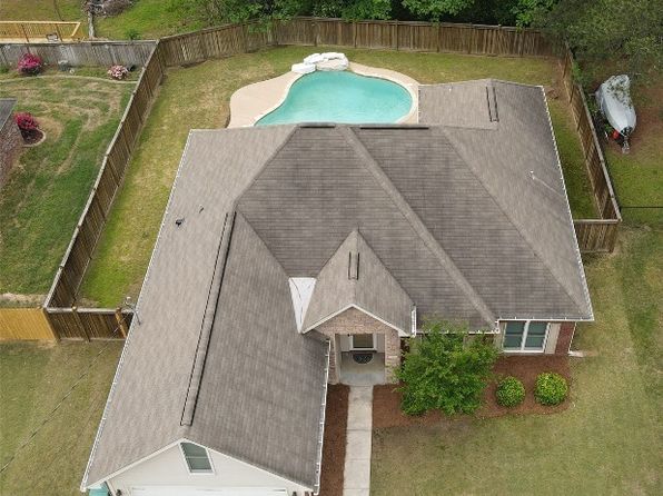 212 Homewood Dr, Millbrook, AL 36054
