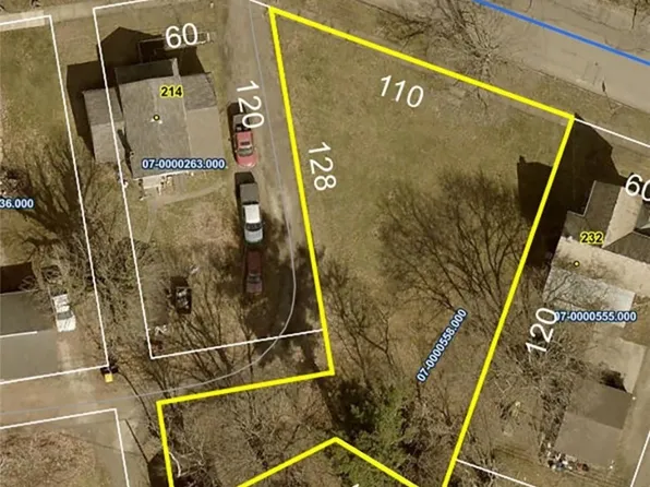 224 E Porter St, Malvern, OH 44644